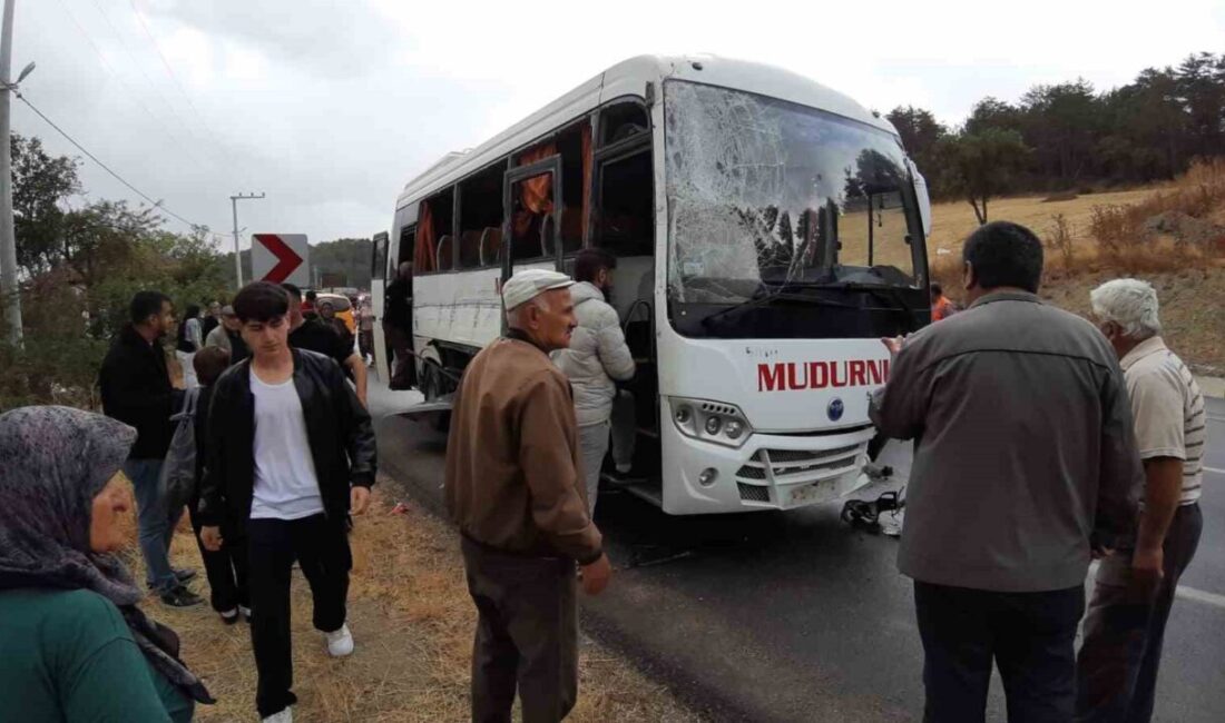 Bolu-Mudurnu kara yolunda yolcu midibüsü, kamyon ve otomobilin karıştığı trafik