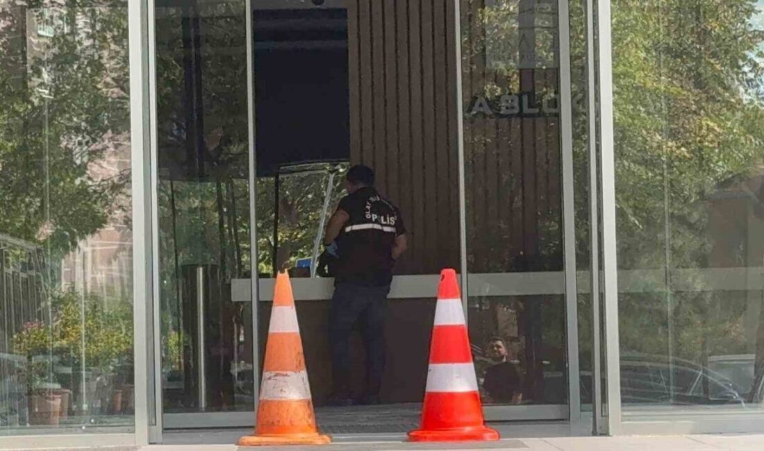 İstanbul’un Beylikdüzü ilçesinde bir kişi, boşanma aşamasında olduğu eşini pompalı