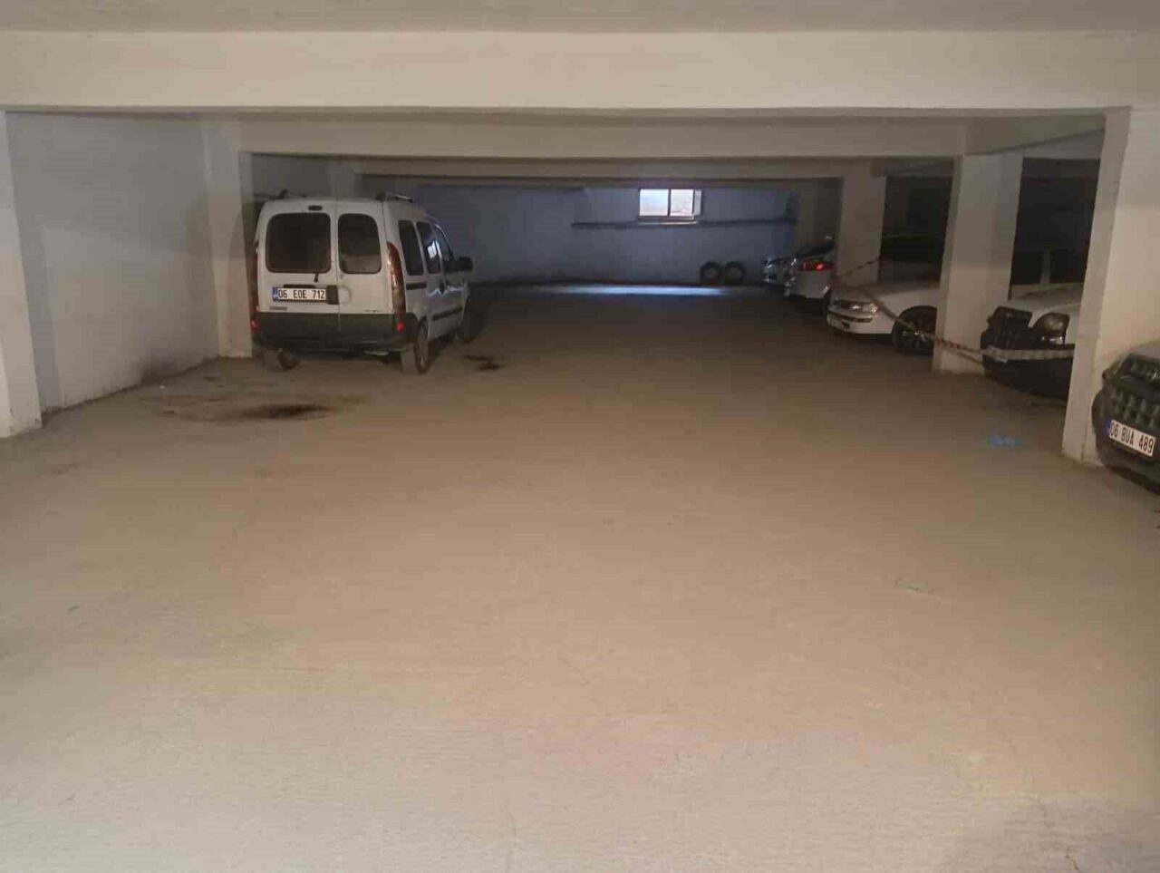 Ankara’da boşanma aşamasında olduğu eşinin sevgilisini bıçaklayarak öldüren zanlı gözaltına