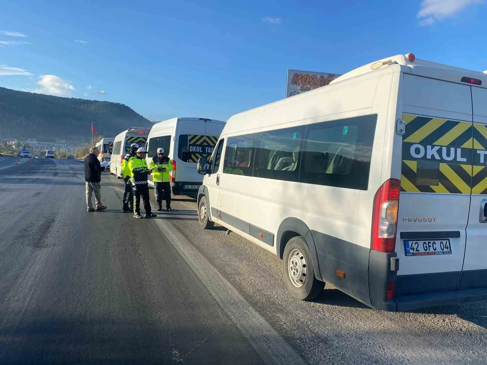Konya’nın Bozkır ilçesinde 2025-2026 Eğitim-Öğretim Yılı kapsamında okul servis araçlarına