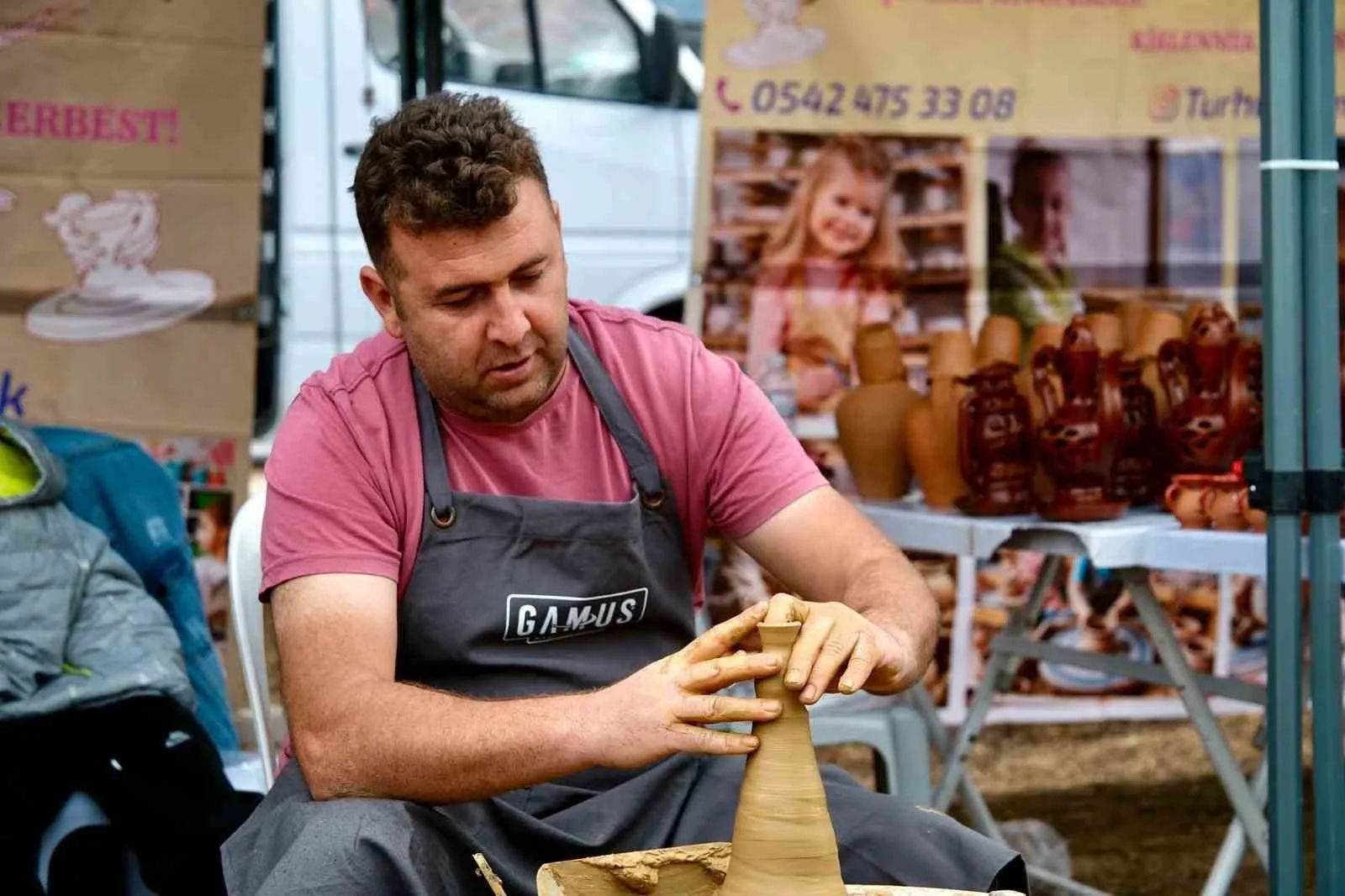 Bilecik’te düzenlenen Kınık Çömlek ve Sanat Festivali’nde Bilecik Şeyh Edebali