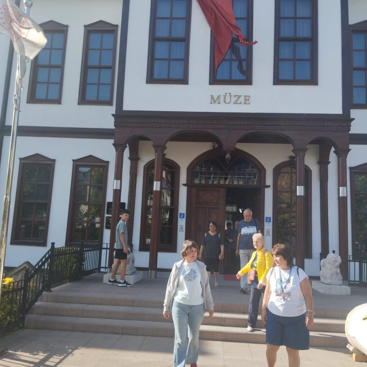 Bulgaristan’dan Çankırı’ya gelen 30 turist, şehrin tarihi ve turistik yerlerini