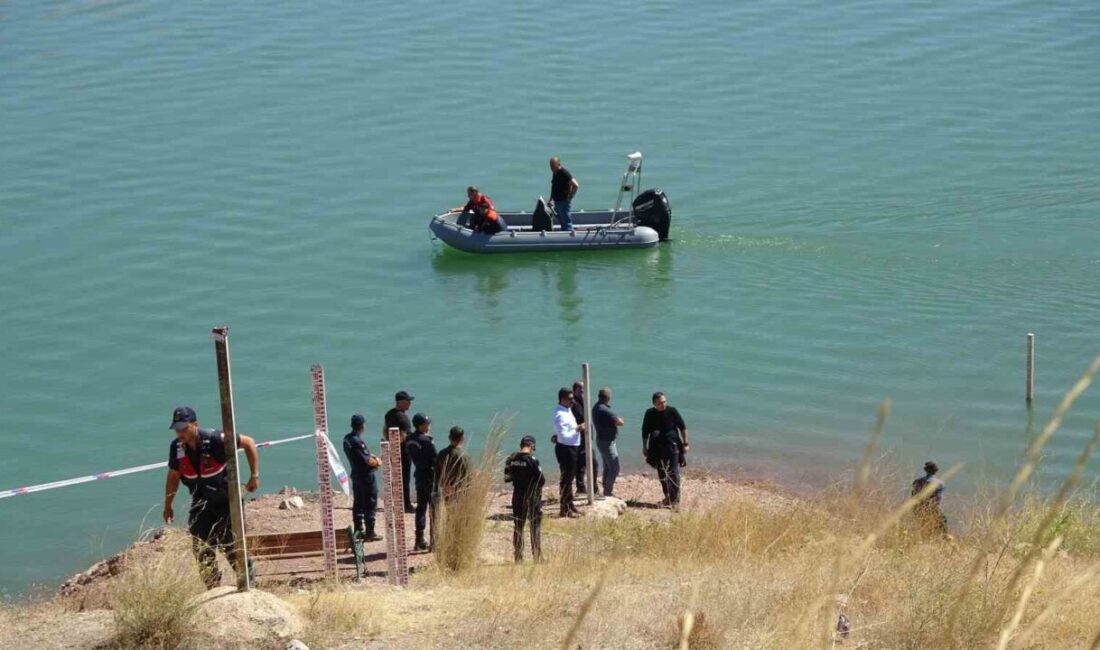 Burdur’un Karamanlı ilçesinde baraj kenarında otomobili bulunan emekli polis için