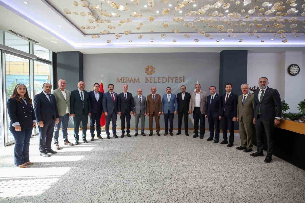 AK Parti Bursa İl Başkanı Davut Gürkan ve Bursa’dan ilçe