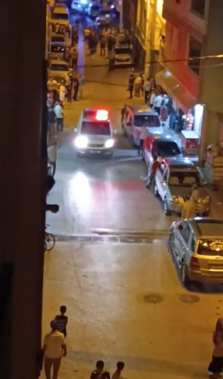 Bursa’nın Osmangazi ilçesinde çocuklar arasında başlayan tartışma kısa sürede büyüyerek