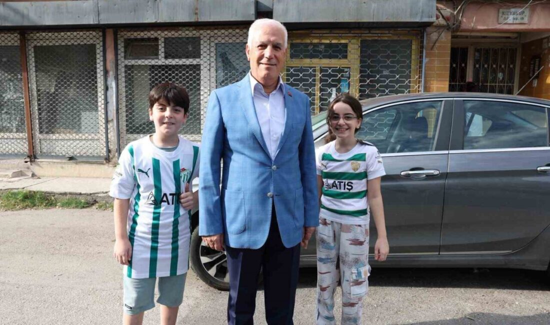 Bursa Büyükşehir Belediye Başkanı Mustafa Bozbey, kentin eski yerleşim yerlerinde