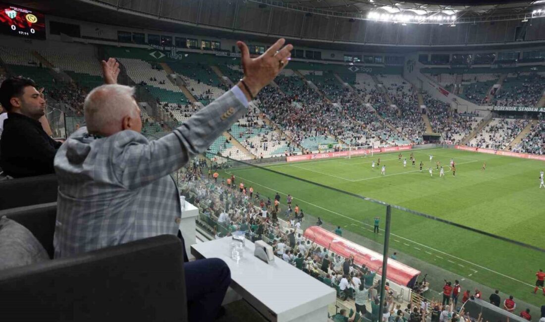 Büyükşehir Belediyesi, ‘Gençler ile yeşil beyaz buluşmalar’ projesiyle gençleri Bursaspor