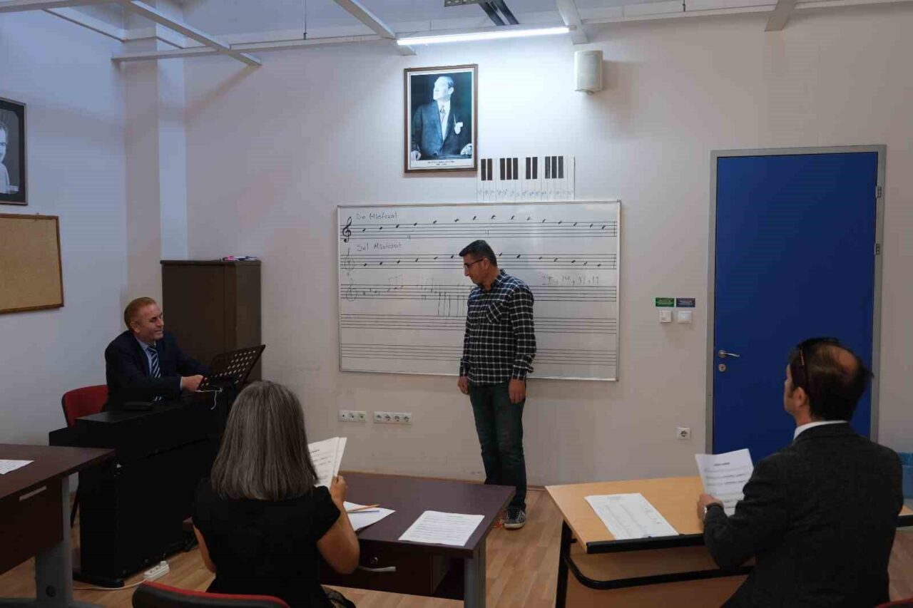 Bursa Büyükşehir Belediyesi Orkestra Şube Müdürlüğü’nde hafta sonu sınav heyecanı