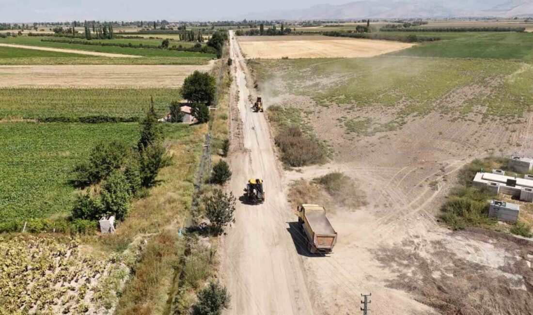 Kayseri Büyükşehir Belediyesi, kırsal mahallelerde yaşam kalitesini arttırmak amacıyla sürdürdüğü