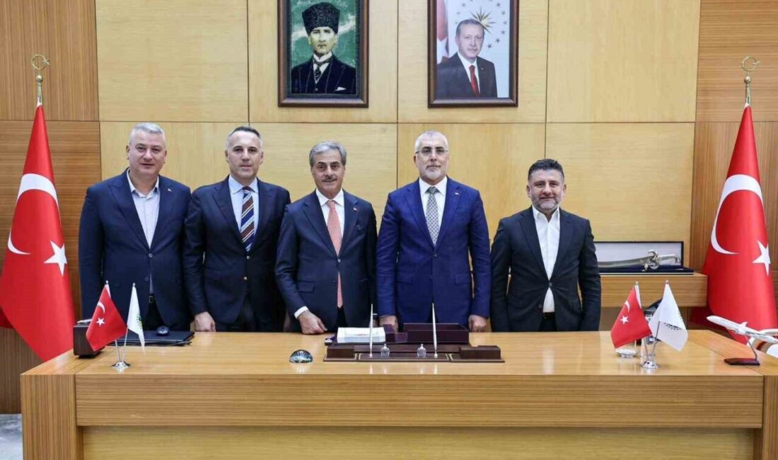 Çalışma ve Sosyal Güvenlik Bakanı Vedat Işıkhan, “Türkiye Buluşmaları” programı