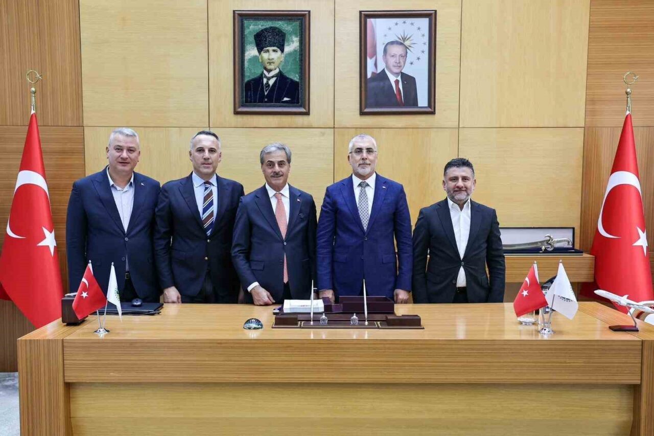 Çalışma ve Sosyal Güvenlik Bakanı Vedat Işıkhan, “Türkiye Buluşmaları” programı