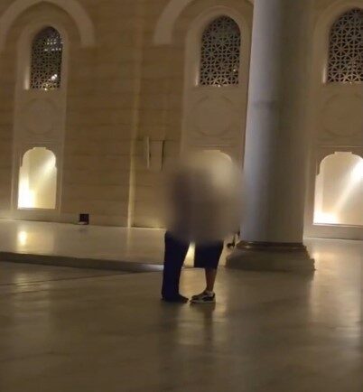 Üsküdar’da bulunan Büyük Çamlıca Camii’nde uygunsuz hareketler bulunan 2 turist