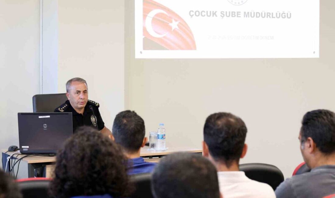 Çanakkale’de yeni eğitim-öğretim yılı öncesinde İl Emniyet Müdürlüğü Çocuk Şube