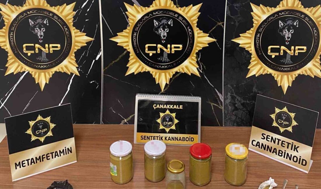 Çanakkale’de polis ekipleri tarafından uyuşturucuyla mücadele çerçevesinde düzenlenen operasyonda 2