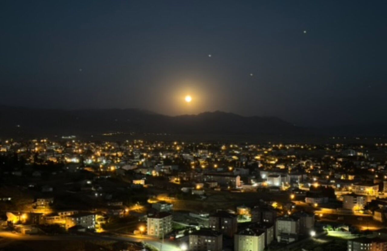 Coğrafyacı Kenan Canan, “Kanlı ayın deprem ya da herhangi bir