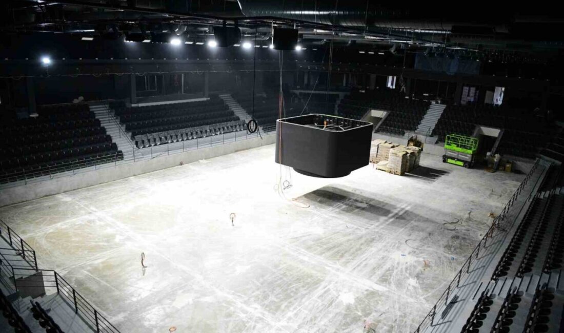 Çayırova’da yapımı devam eden Kapalı Spor Salonu ve Sporcu Fabrikası