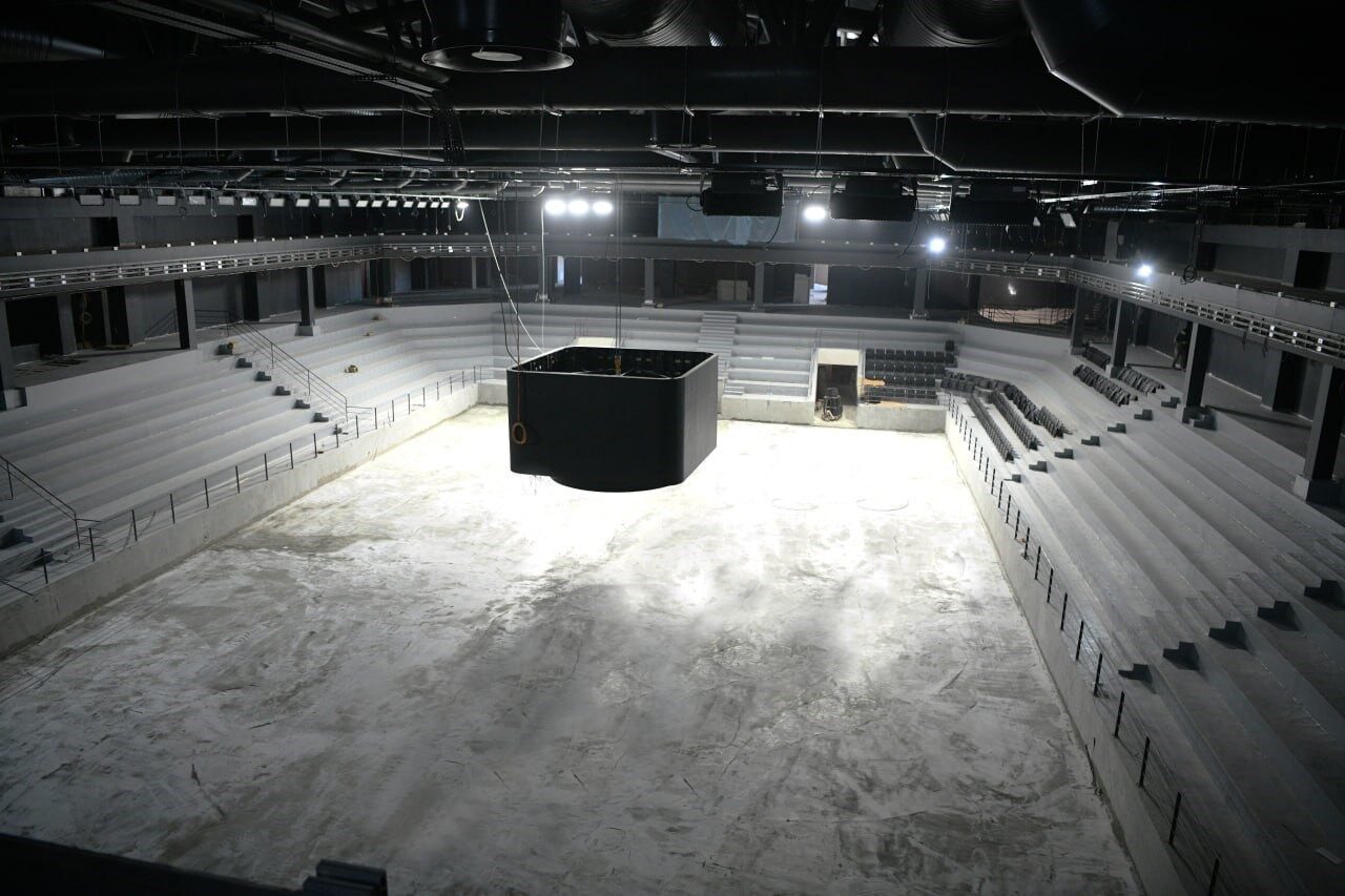 Çayırova Belediyesi tarafından yaptırılan Kapalı Spor Salonu ve Sporcu Fabrikası’nda,