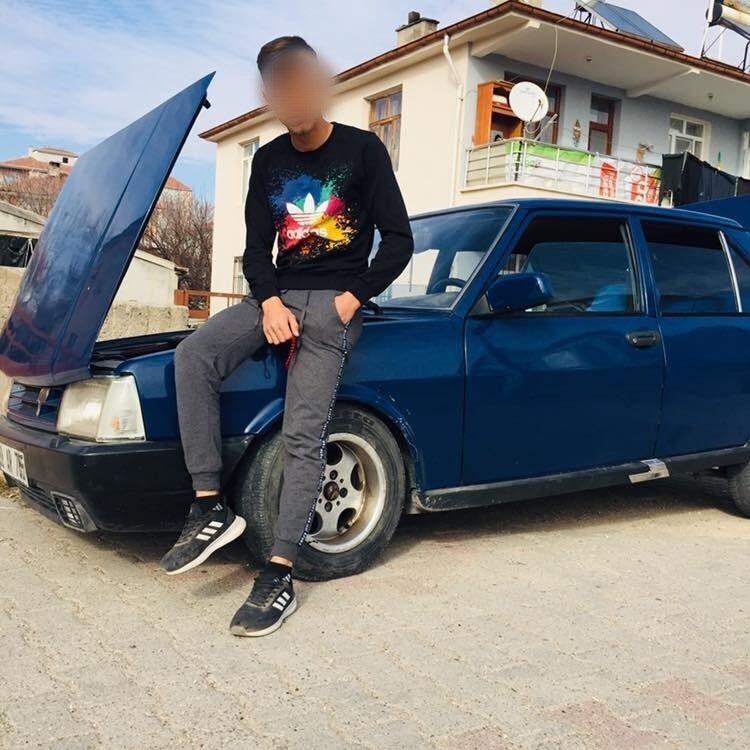 KIRŞEHİR (İHA) – Kırşehir’in Mucur ilçesinde kablo tamiri yaparken dengesini