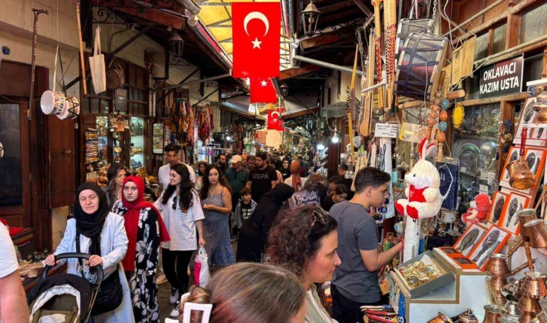 Tarihi ve kültürel yapılarıyla öne çıkan Gaziantep’e gelen yerli ve