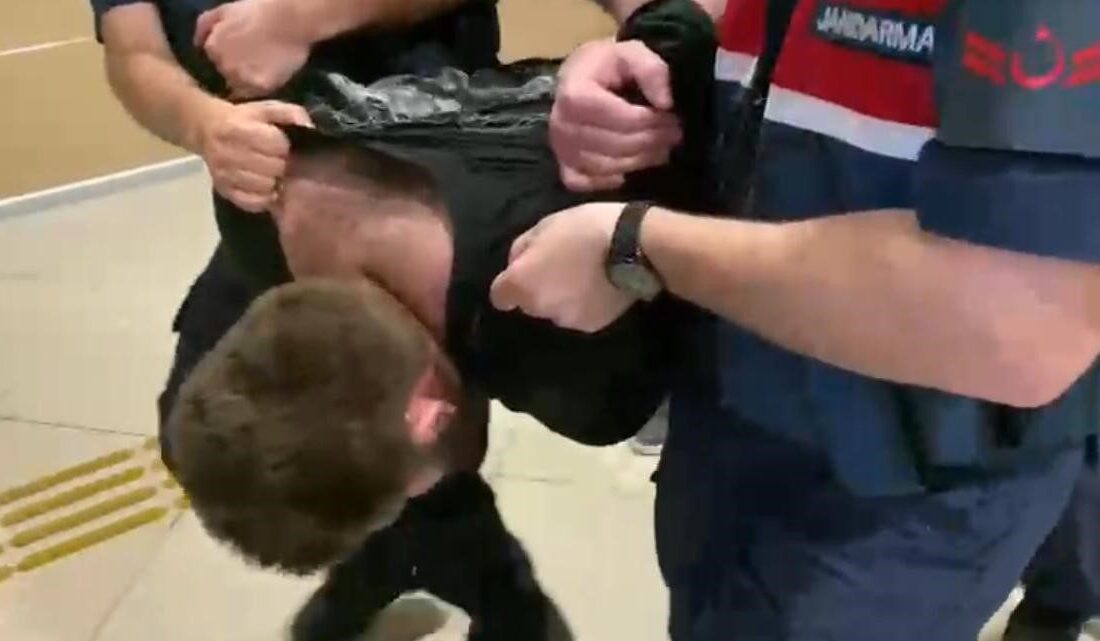 Çekmeköy’de İstanbul Adliyesi’nde görevli Cumhuriyet Savcısı Ercan Kayhan’ı boğazından bıçaklayarak