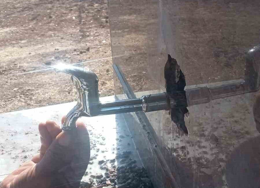 Adıyaman’da, bir mesire alanında bulunan musluklar kimliği belirsiz şahıs yada