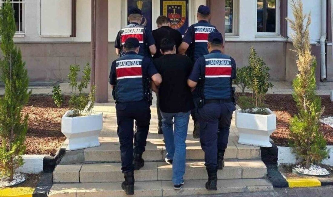 Kırıkkale’de jandarma ekipleri, cezaevinden firar eden iki hükümlüyü ticari takside