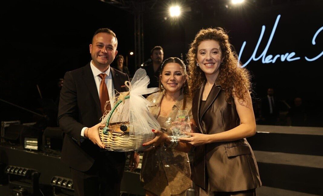 DENİZLİ (İHA) – Denizli’de Çivril Belediyesi tarafından düzenlenen 27. Uluslararası