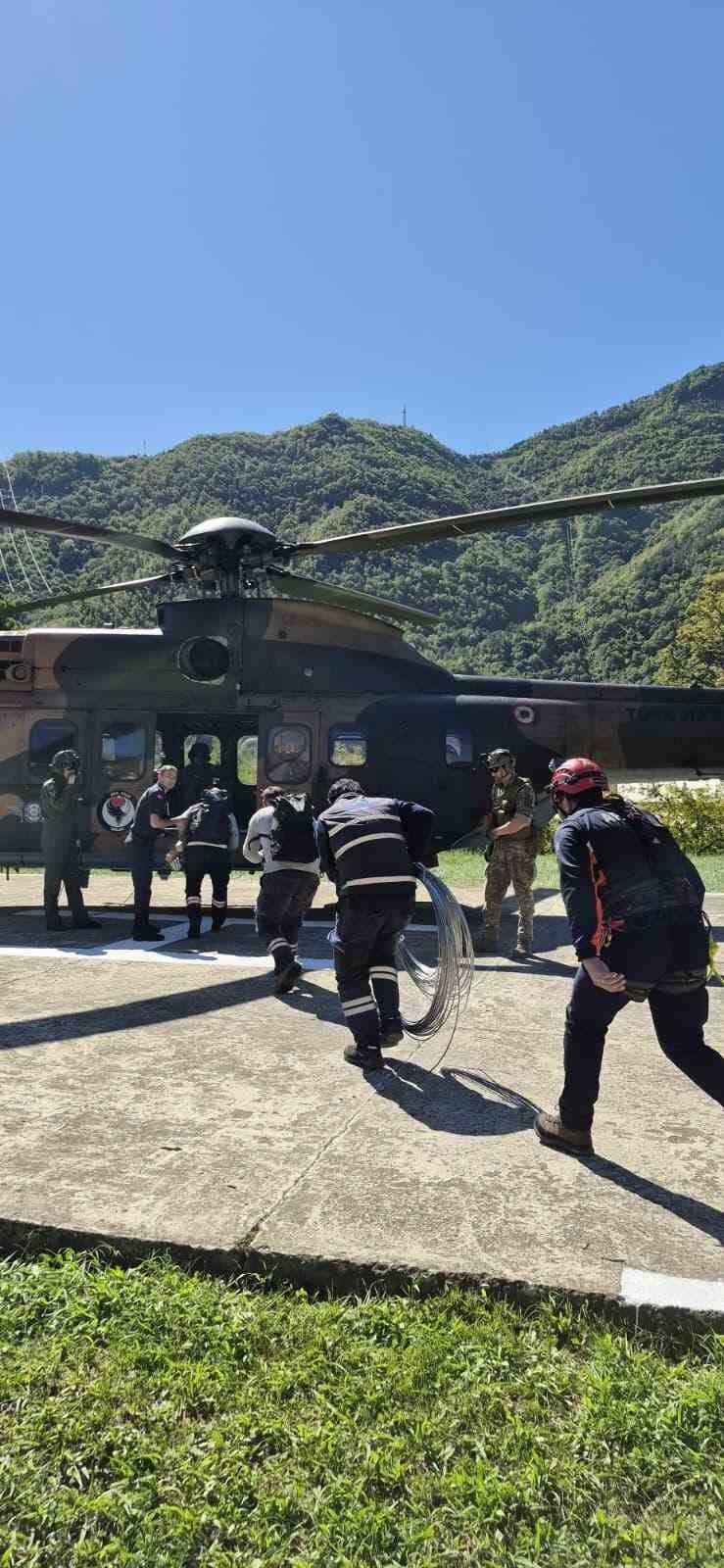 Çoruh EDAŞ, sel afetinin yaşandığı Artvin ilinde şebekenin onarımına zor