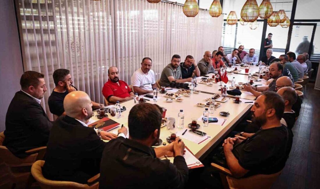 Çorum FK Başkanı Baran Korkmazoğlu, Vanspor maçı öncesinde yaptığı açıklamada