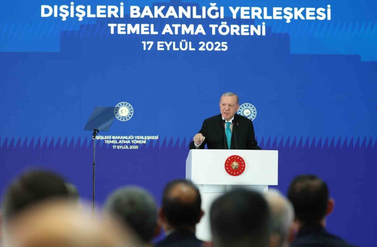 Cumhurbaşkanı Recep Tayyip Erdoğan, “Hitler özentisi tiplerin ’kuyruk acısı’ belki