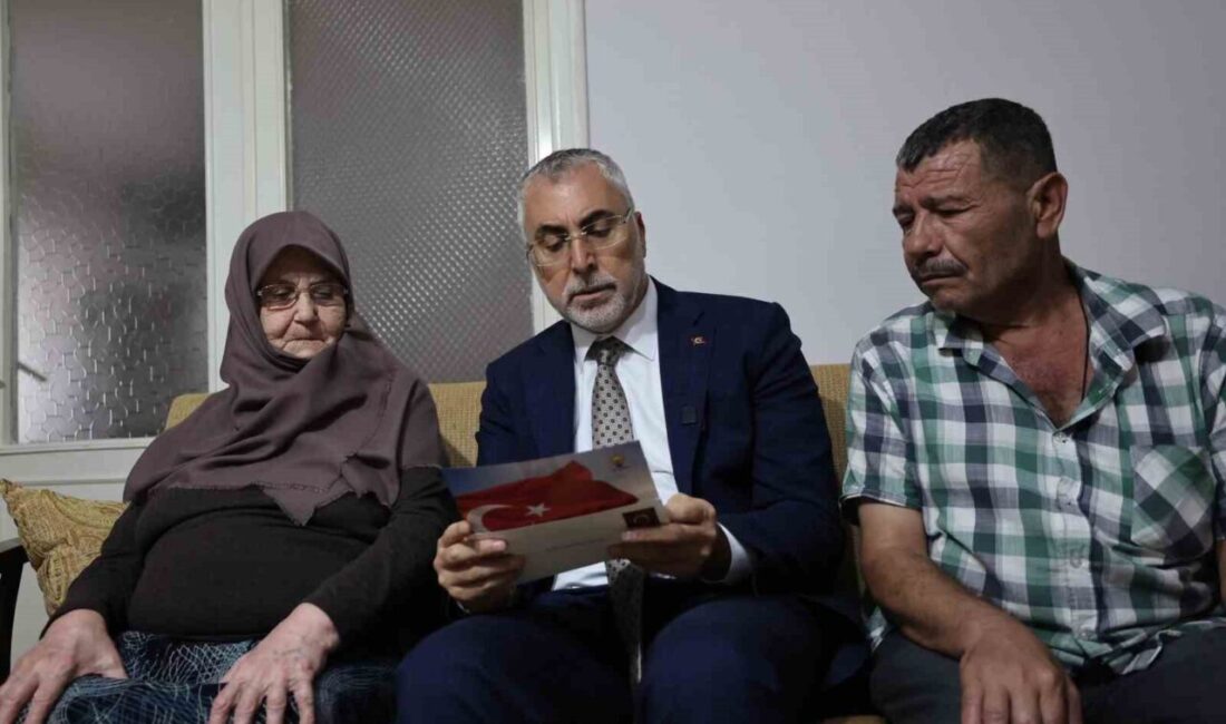 SAKARYA (İHA) – Çalışma ve Sosyal Güvenlik Bakanı Vedat Işıkhan,