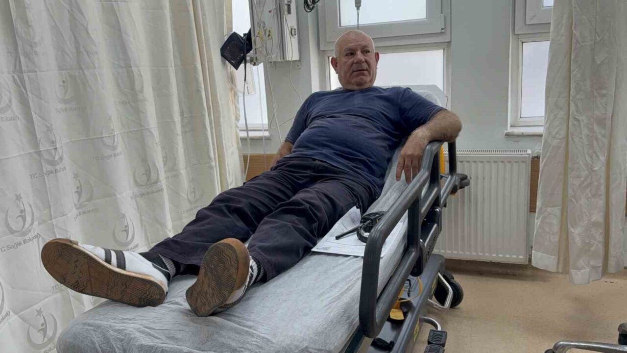 Samsun’da bir kişi, darbedilen kadını kurtarmak isterken saldırıya uğrayarak hastanelik