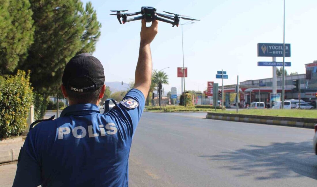 Aydın’ın Efeler ilçesinde gerçekleştirilen drone destekli trafik denetimlerinde kurallara uymayan