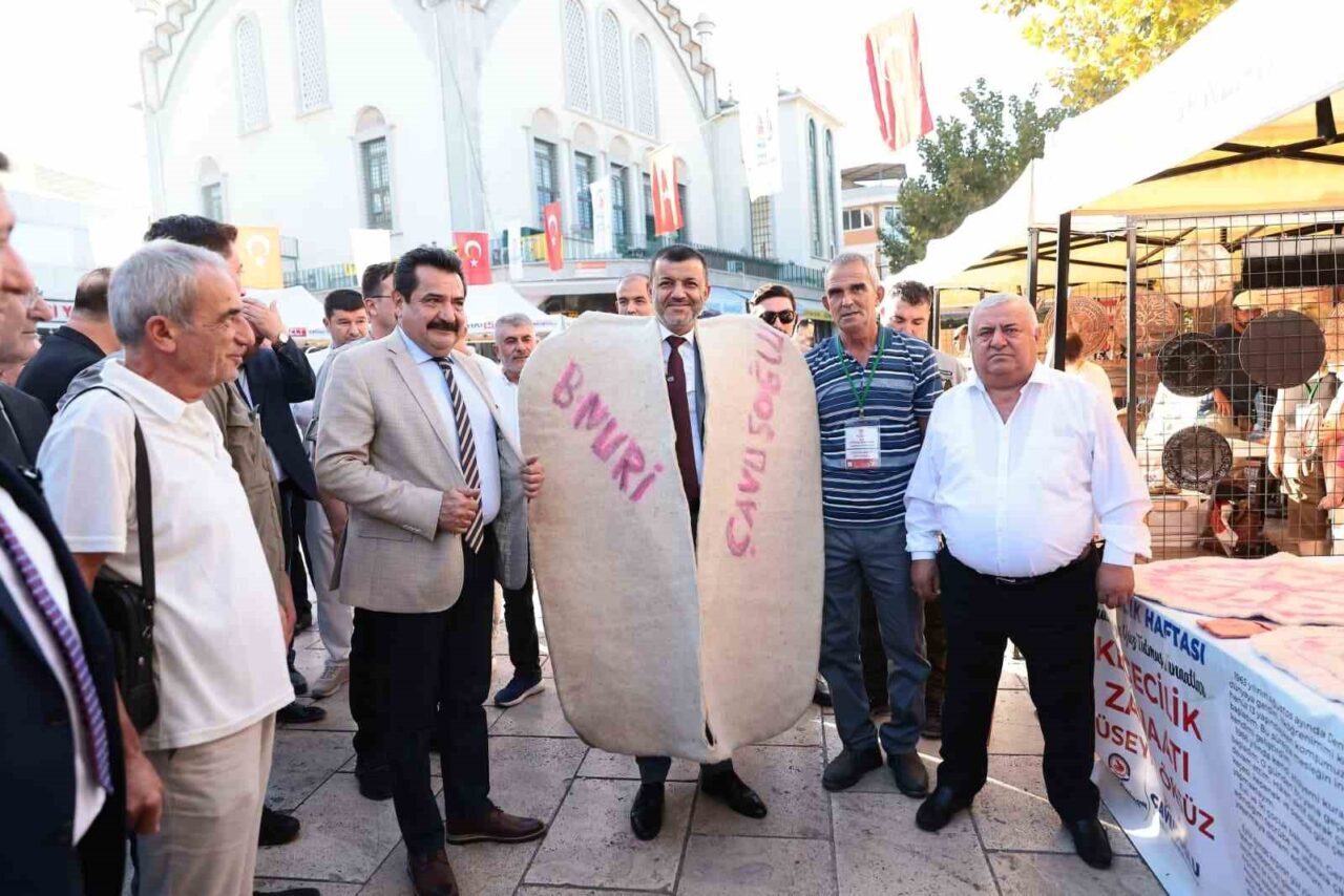 DENİZLİ (İHA) – Denizli’de yüzyıllardır toplumsal hayatın omurgasını oluşturan Ahilik