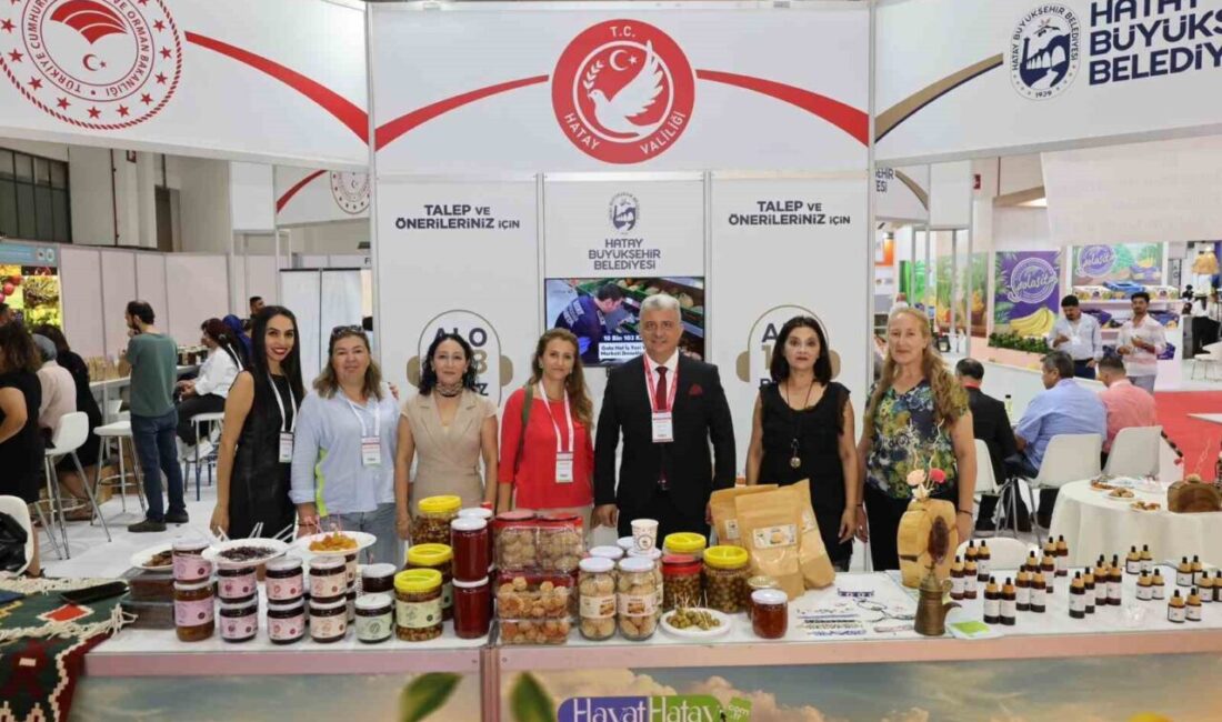 Hatay Valiliği tarafından hayata geçirilen ‘HayatHatay’ projesiyle üretilen ürünler İzmir’de