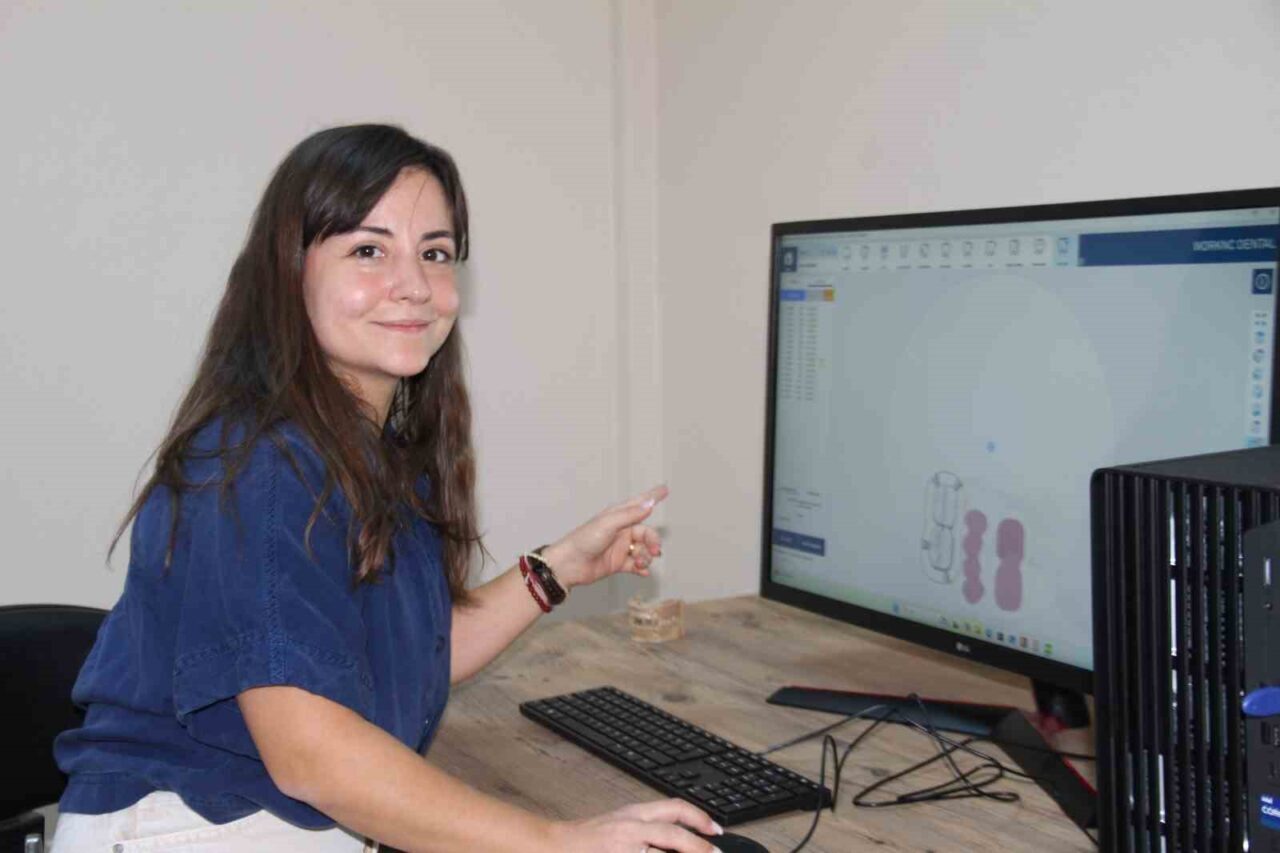 Uzman Diş Hekimi Özge Erarslan Gürbüz, devlet desteğiyle kurduğu laboratuvar