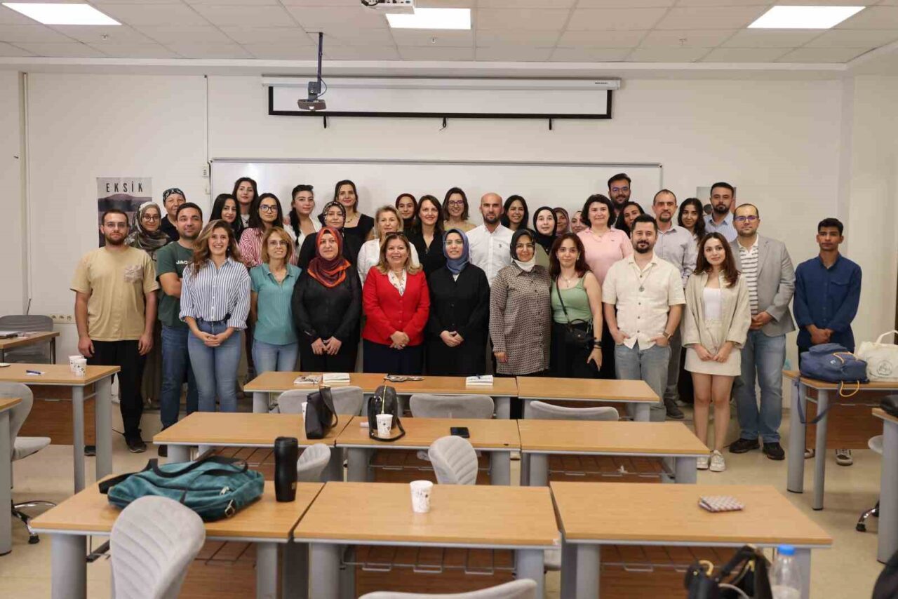 Hasan Kalyoncu Üniversitesi (HKÜ) İletişim Fakültesi bünyesindeki Design Akademi’de, Dijital