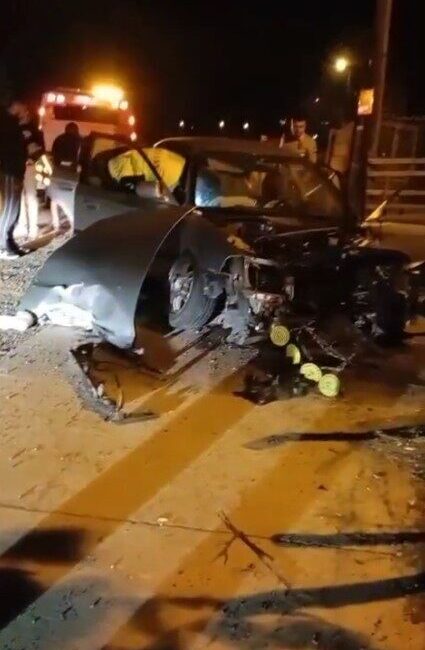 Zonguldak’ın Çaycuma ilçesinde gece saatlerinde meydana gelen korkunç kazada sürücüsünün