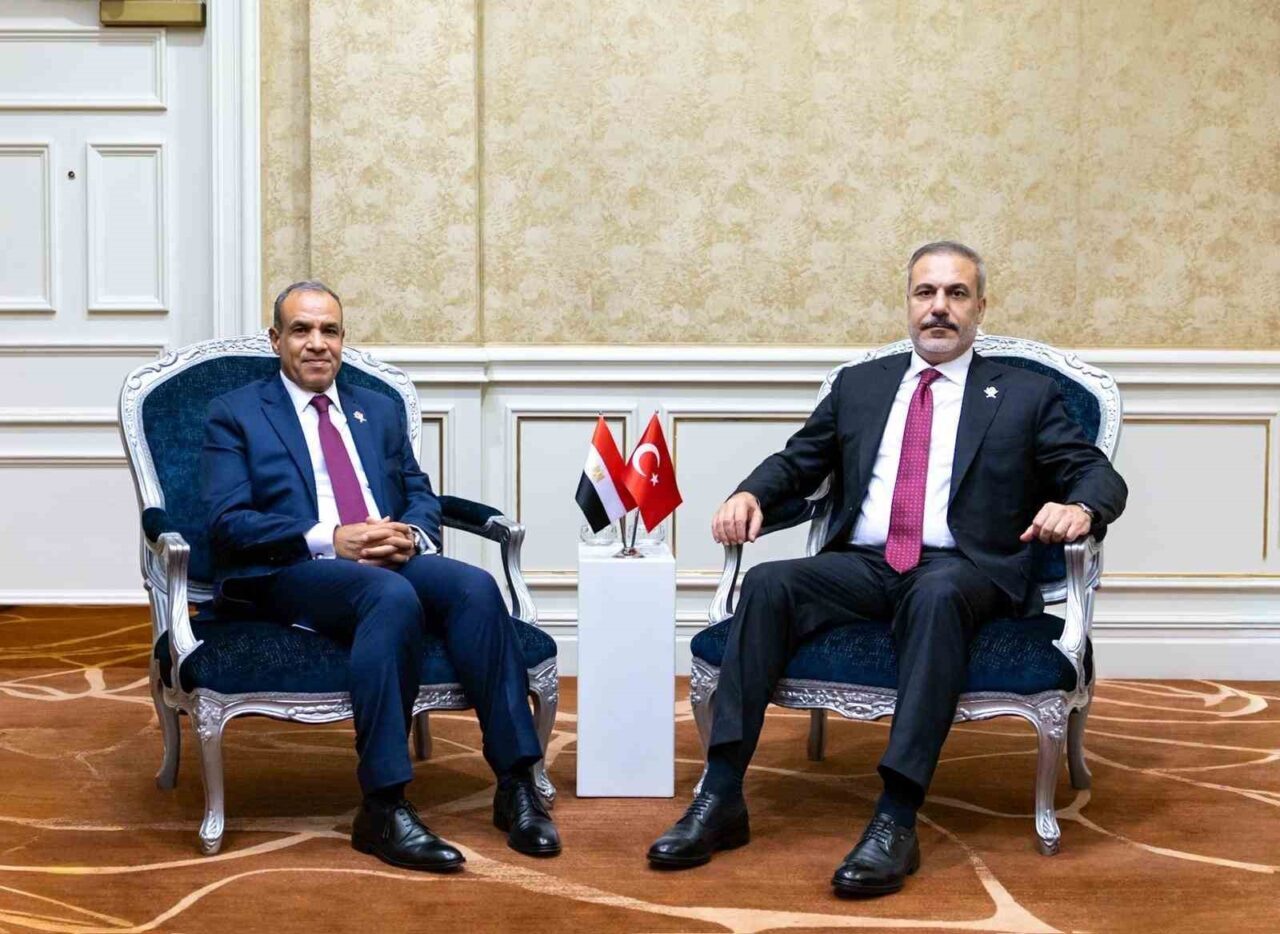 Dışişleri Bakanı Hakan Fidan, Mısır Dışişleri Bakanı Badr Abdellaty ile