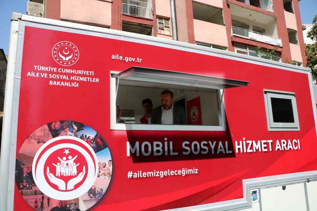 Diyarbakır Aile Sosyal Hizmetler İl Müdürlüğünün mobil Sosyal Hizmet Merkezi