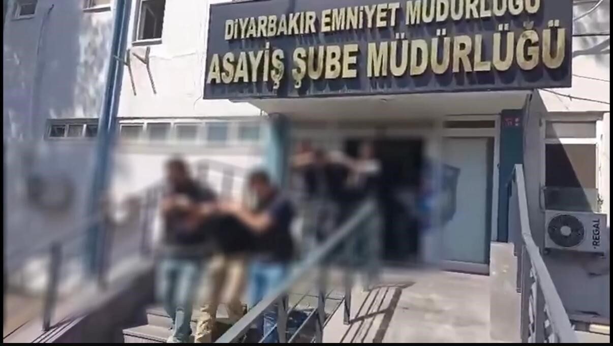 Diyarbakır’ın Bağlar ilçesinde 1 kişinin hayatını kaybettiği olayda gözaltına alınan