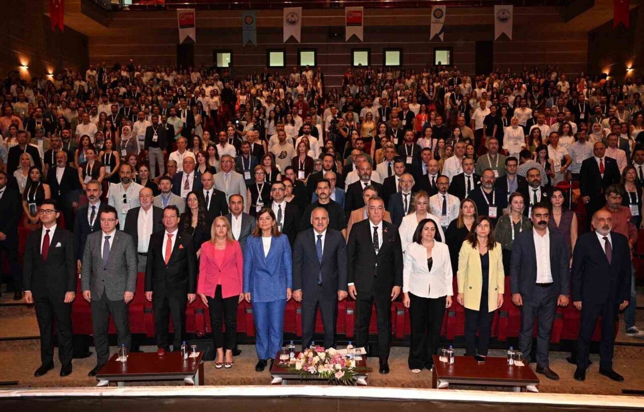 Türk Diş Hekimleri Birliği tarafından düzenlenen 28. Uluslararası Diş Hekimliği