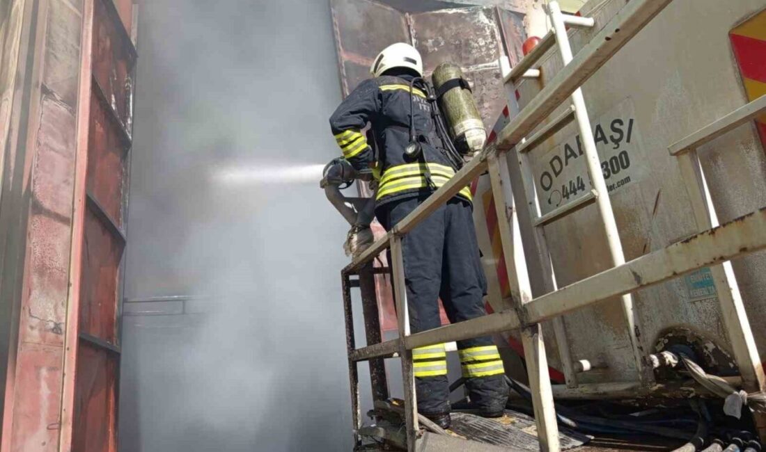 Diyarbakır’ın Ergani ilçesinde otomobil parçalarının bulunduğu depoda çıkan yangın, itfaiye