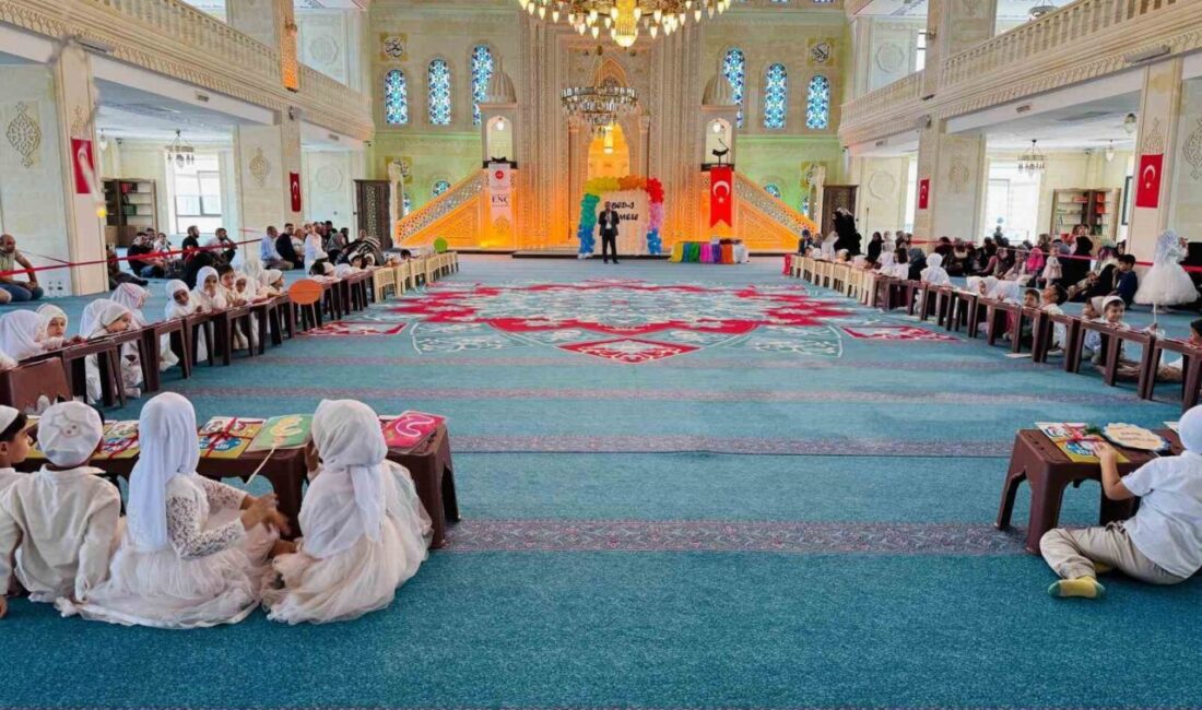 Diyarbakır İl Müftüsü Celal Büyük, Bağlar ilçesinde bulunan Abdurrahman Enç