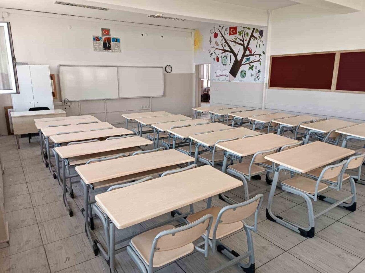 Diyarbakır’da birçok okul, yeni eğitim öğretim yılı öncesi hazırlıklarını tamamlarken,