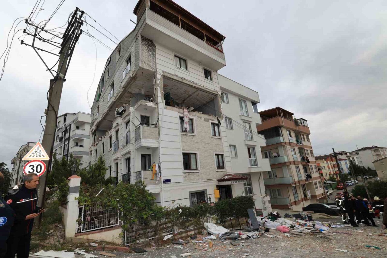 Kocaeli’nin Gebze ilçesinde geçtiğimiz sene meydana gelen patlamada hasar alan