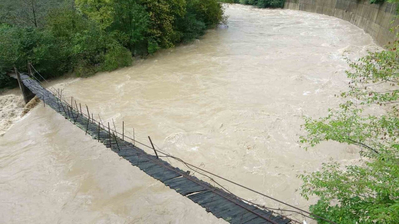 Doğu Karadeniz’de Meteoroloji’nin sarı alarm vermesinin ardından son bir günde