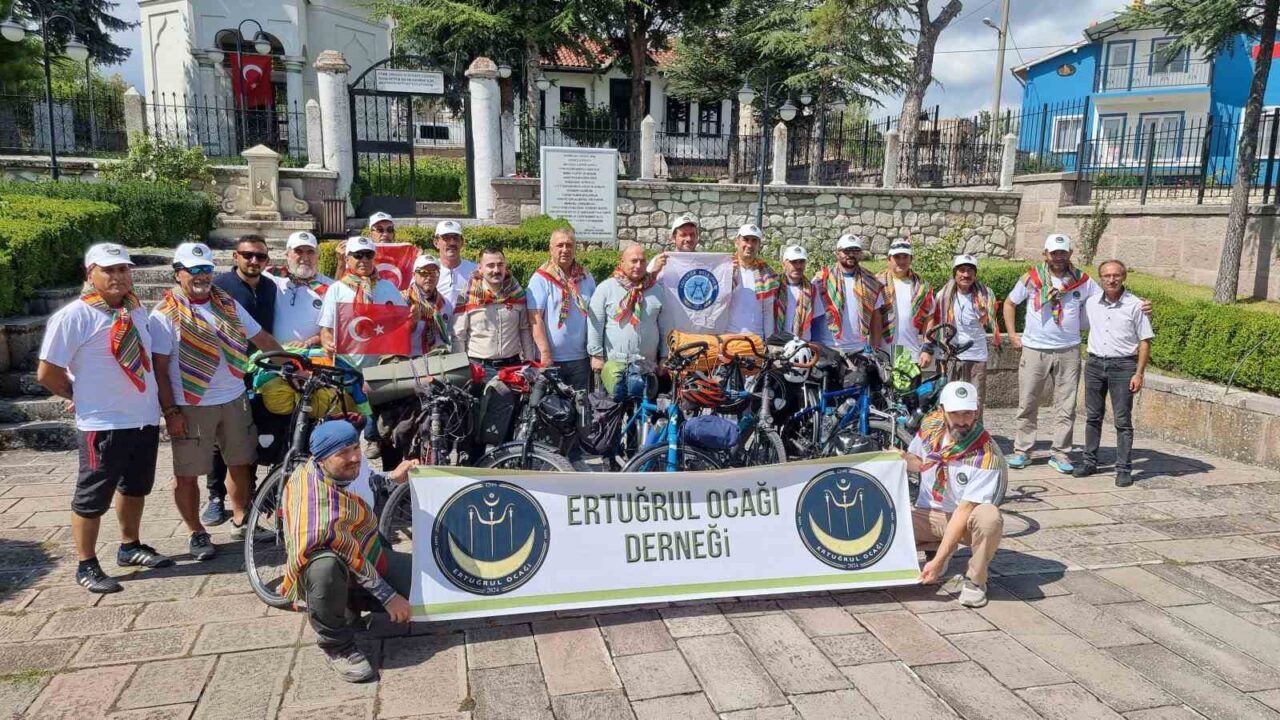 Bilecik’te faaliyet gösteren Ertuğrul Ocağı Derneğinin, Kayı Boyu’nun tarihi göç