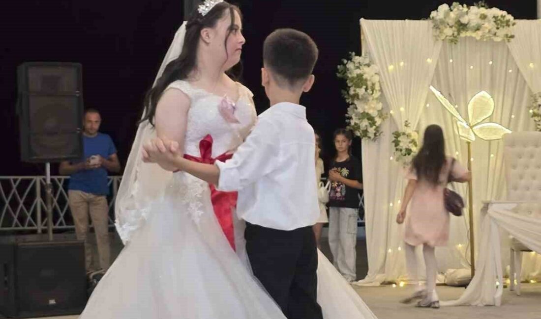 Antalya’nın Manavgat ilçesinde yaşayan 21 yaşındaki down sendromlu Gülsüm Çayır’ın