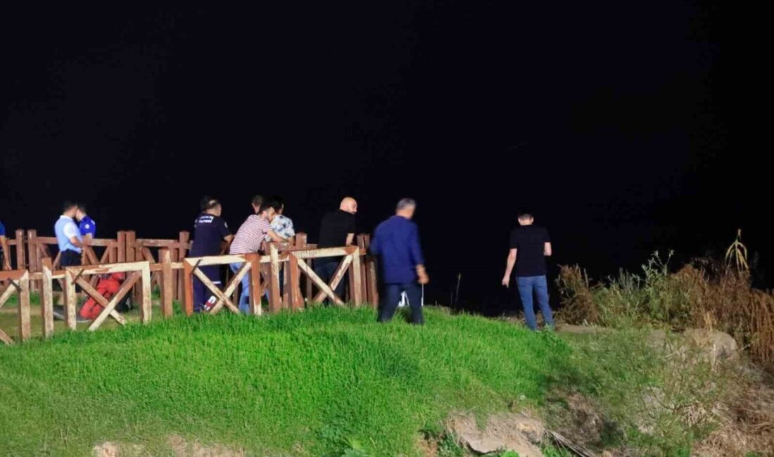 Antalya’da Düden Şelalesi’nden yaklaşık 40 metrelik falezlerden düştüğü değerlendirilen kadınının